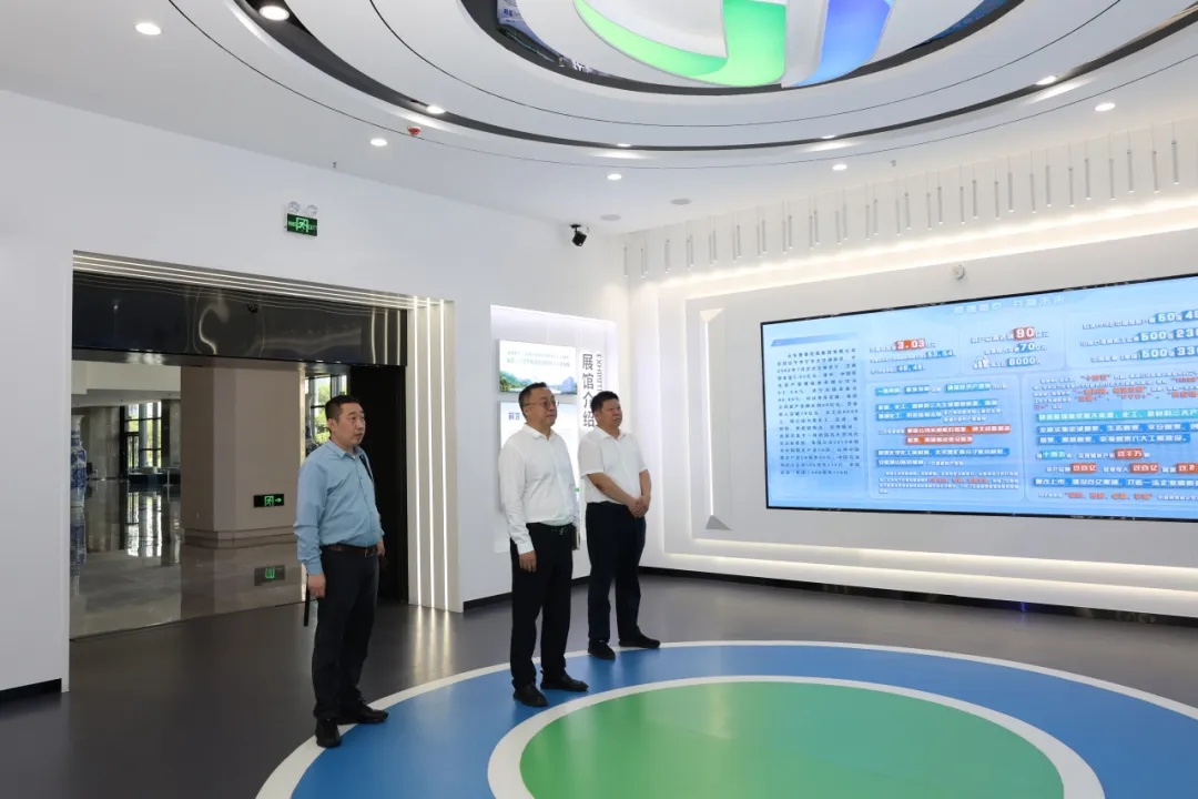 1754877829137267.jpg 1754877829137267.jpg